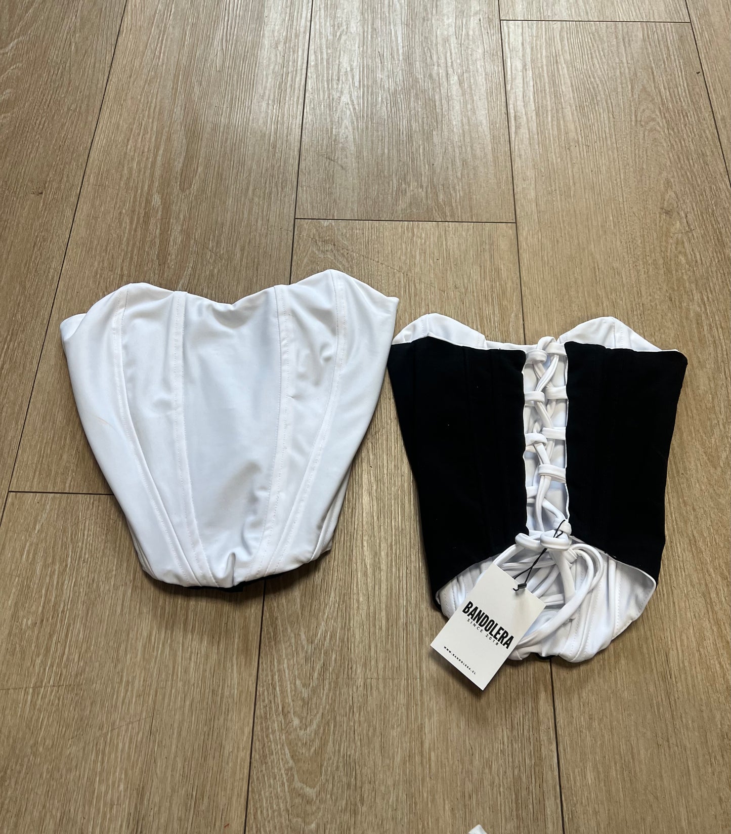 Corset classic blanco negro