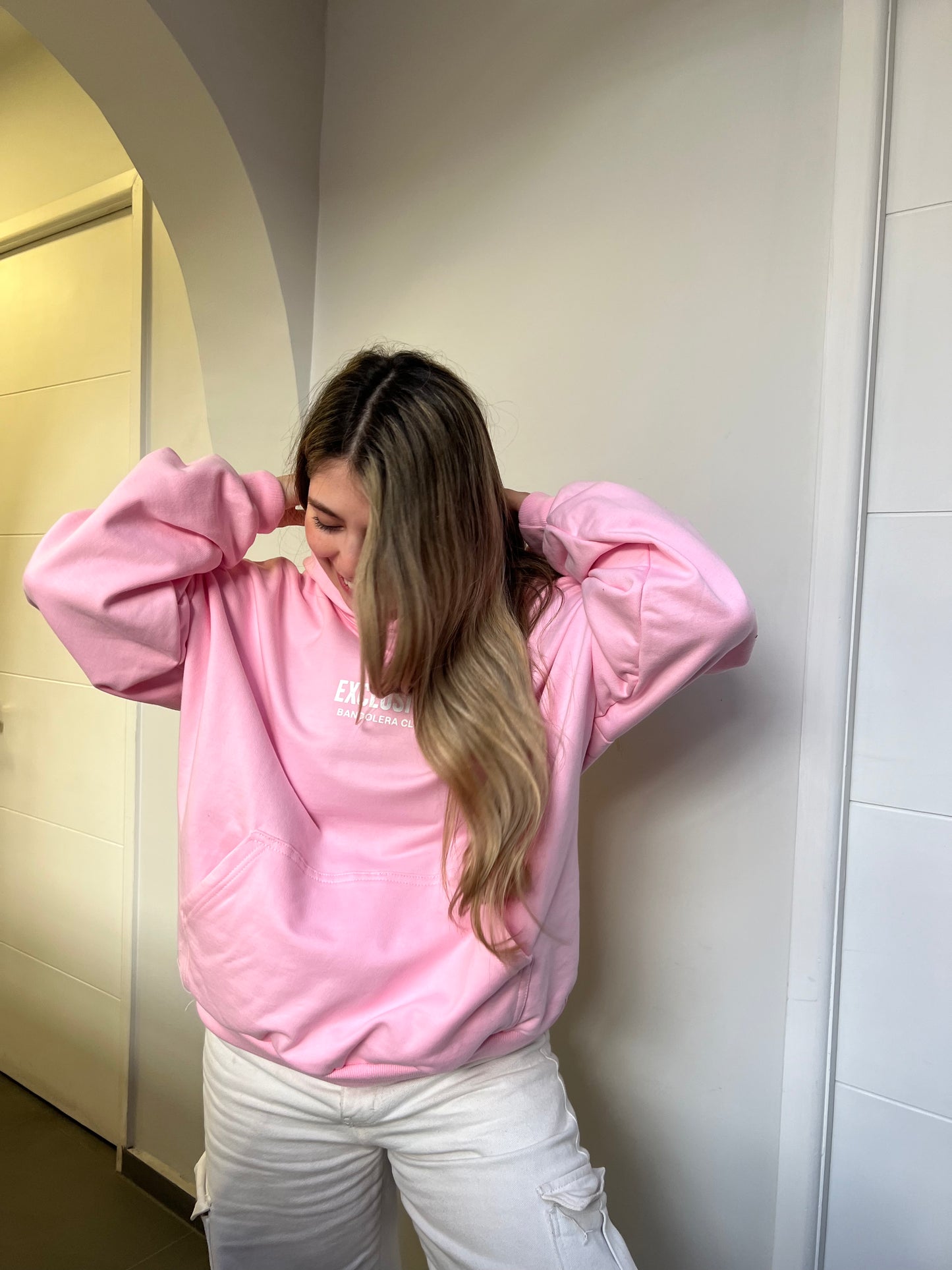 EXCLUSIVE ROSADO "MODELO CON FALLA" LEER DESCRIPCION