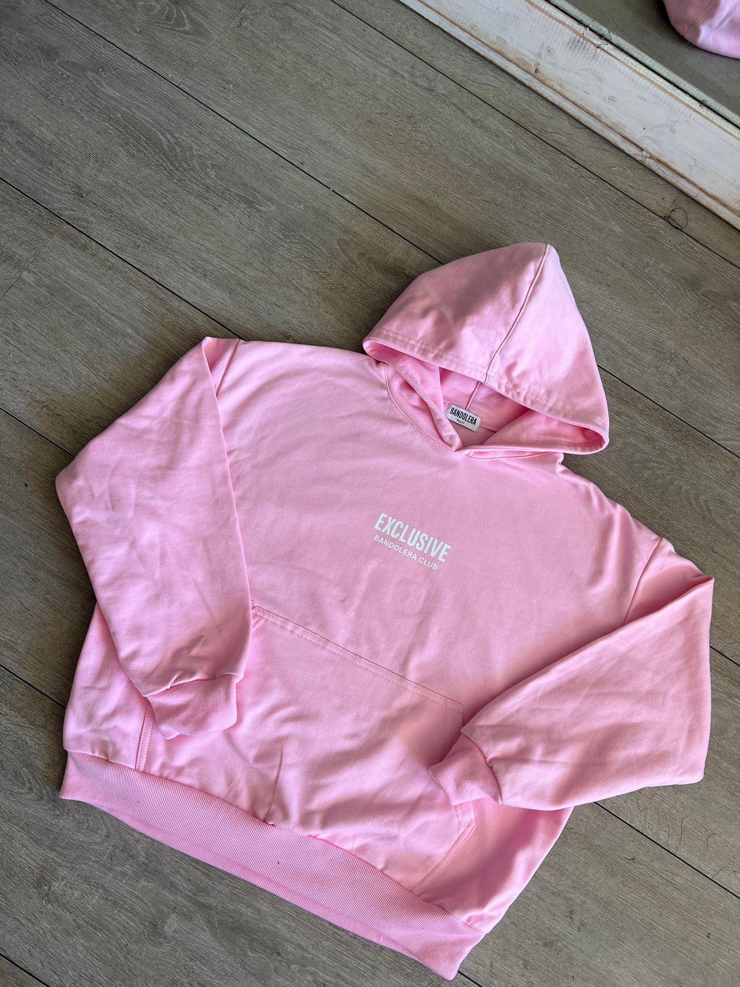 EXCLUSIVE ROSADO "MODELO CON FALLA" LEER DESCRIPCION